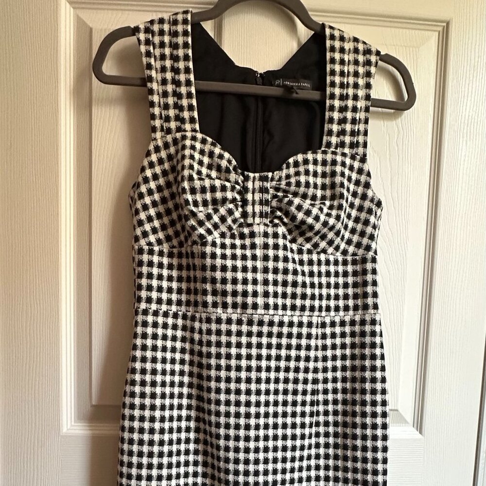 Adrianna Papell Size 4 Black and White Houndstooth Print Sweetheart Sheath Dress